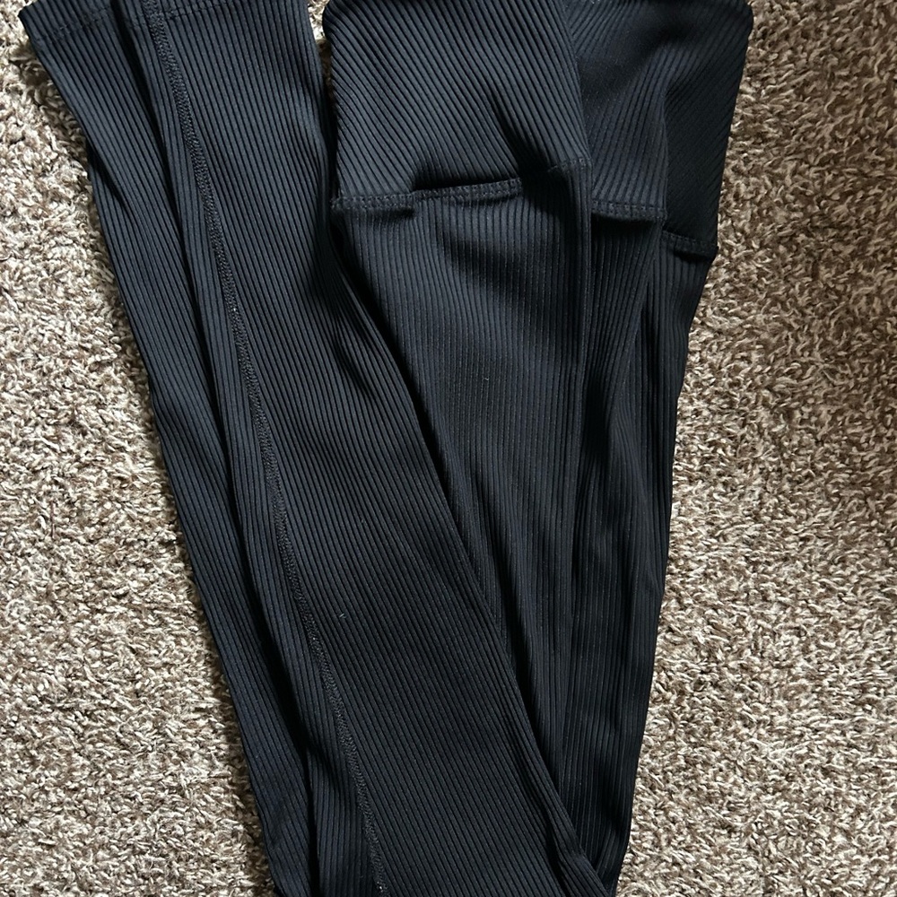 Year of Ours Black Ribbed Leggings